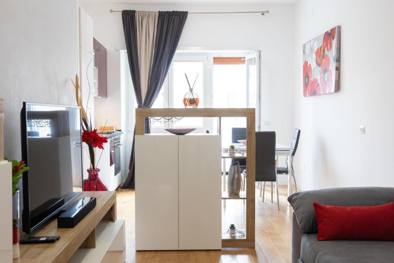Sweet Maya Apartment Rom