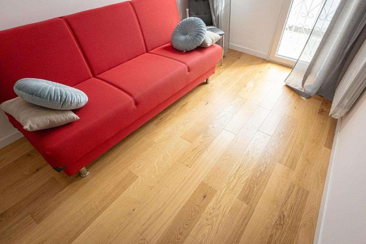 Apartment Sweet Maya Rom